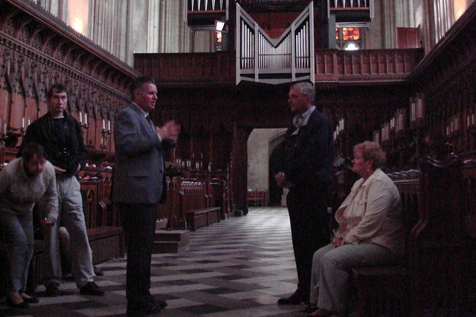 1.5-hour Oxford City and University Walking Tour - Meeting at Trinity College’s blue gates