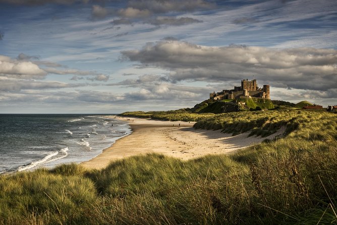 1 Day Alnwick Castle, Holy Island & Scottish Borders - Leaving Edinburgh through the Scottish Borders