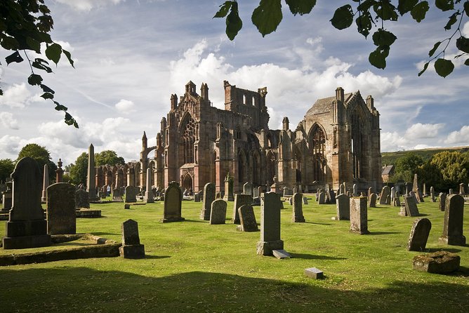 1 Day Alnwick Castle, Holy Island & Scottish Borders - Guide style and the feel of the day