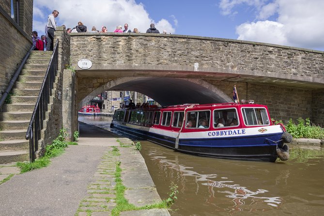 1-Hour Public Cruise - Boarding at Coach Street