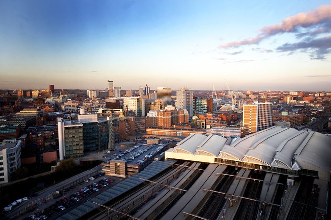 2 Hour Leeds Highlights Walking Tour - Key points about the Leeds walking tour