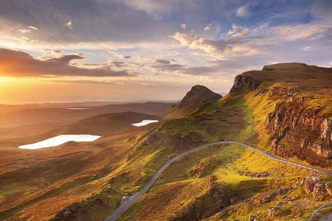 3-Day Isle of Skye and Scottish Highlands Small-Group Tour from Glasgow - Day one: Loch Lomond, Glencoe, and a castle at the sea