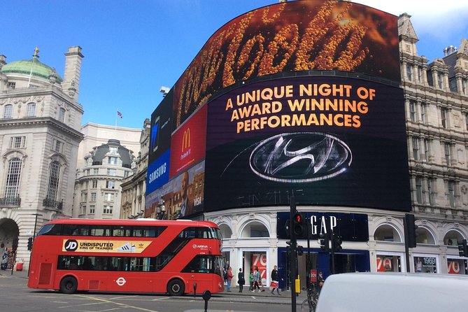 3 Hour Guided Private Walking Tour: The Best of London - The Tower district finishes with London’s darker stories