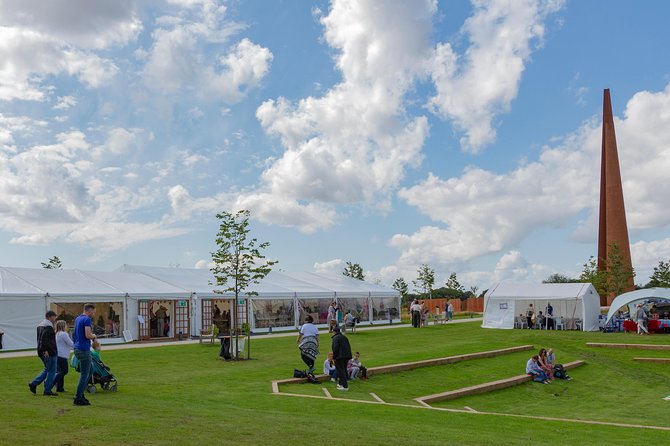 A Story of Discovery, Education and Remembrance - Three Galleries and the Orchestra of Voices