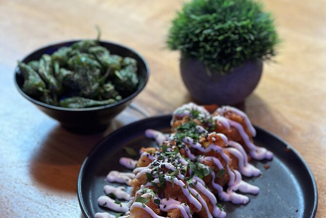 A Taste of Manchester and Salford with Meals , Drinks and Guide - Five substantial tastes from Manchester