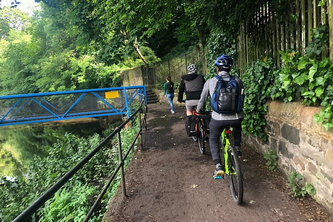 'A Wee Pedal's' Award-Winning Circular Cycle Tour of Edinburgh! - Following the Water of Leith through parks and under aqueducts