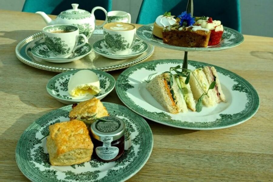 Afternoon Tea at the British Museum - Afternoon tea under the Great Court roof