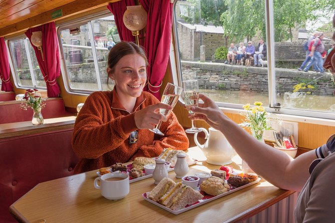 Afternoon Tea Cruise in North Yorkshire - Afternoon tea: simple, fresh, and well paced