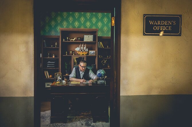 Alcotraz Prison Cocktail Experience in London - Why the acting matters