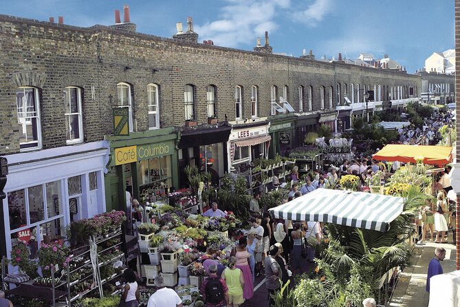Authentic London Sunday Markets with a Londoner - Broadway Market: start with breakfast and handmade goods