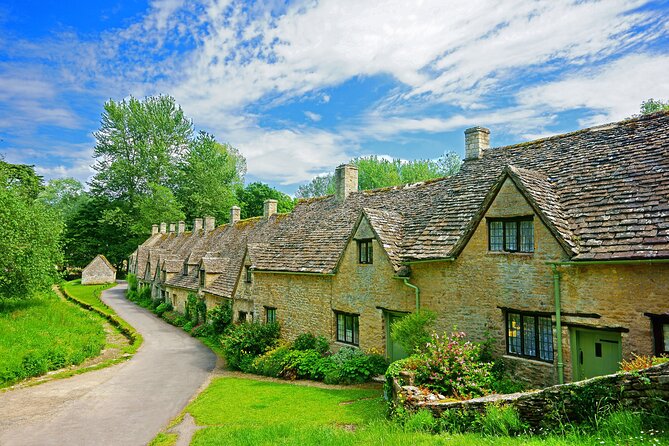 Bath and Cotswolds Guided Tour from London - Starting at Bulleid Way at 8:30 a.m.