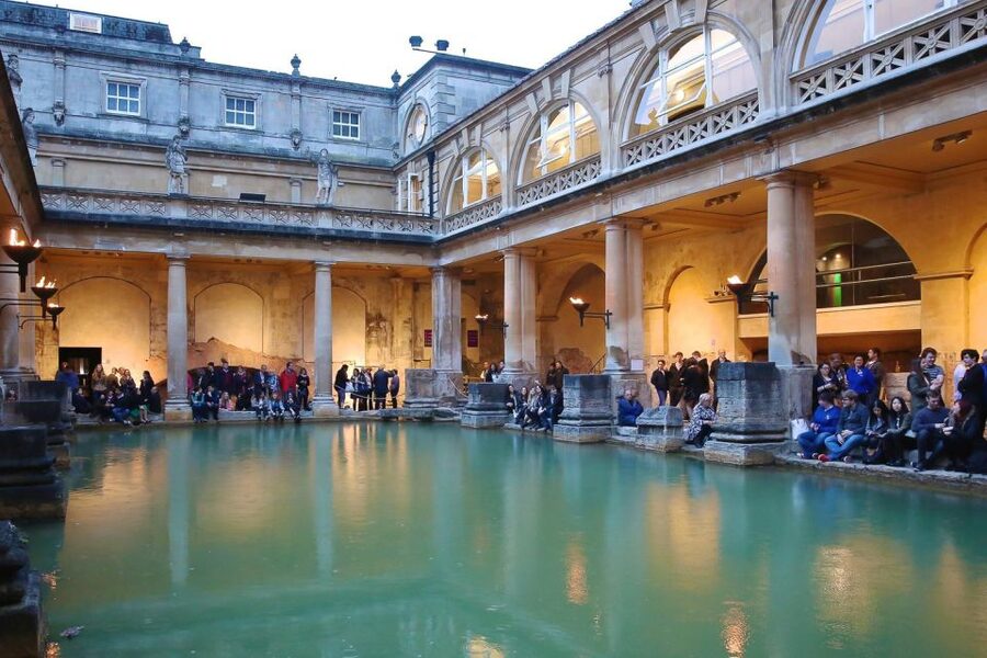 Bath: City Walking Tour with Optional Roman Baths Entry - A strong first look at Bath in two hours