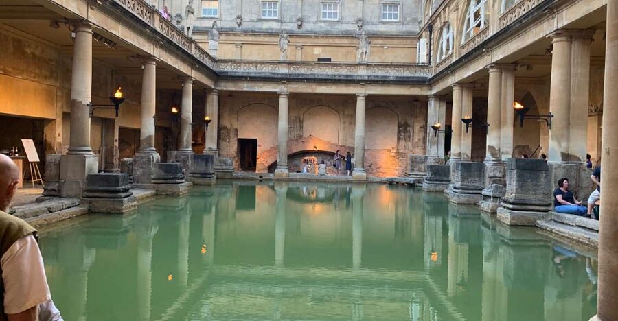 Bath: Guided City Walking Tour with Entry To The Roman Baths - Meeting outside Bath Abbey