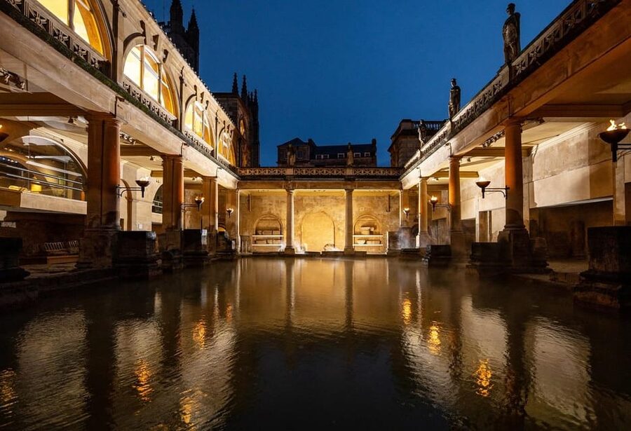 Bath: Roman Baths Entry Ticket with Audio Guide - Seeing the Great Bath for the first time