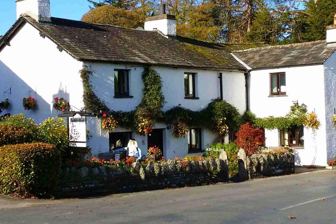 Beatrix Potter: Morning Half Day with an Expert Guide - includes entrance fees - Wray Castle: where Potter first fell for the Lakes