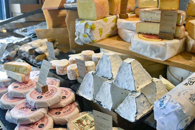 Belfast Centre Food Tour of 12+ Local Irish Dishes & Drinks - Cathedral Quarter: pubs, art, and a livelier finish