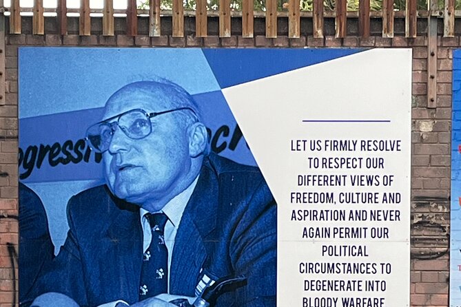 Belfast Political/history/troubles private taxi/cab tour - Is 90 minutes enough for Belfast’s political history?