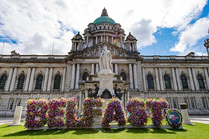 Belfast Political/history/troubles private taxi/cab tour - Murals, photographs, and the details between the stops