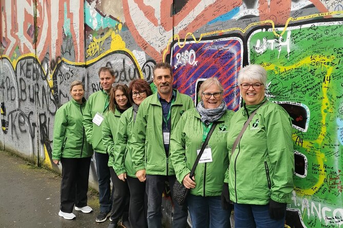 Belfast's Political Mural Taxi Tour - Crossing the Peace Gates