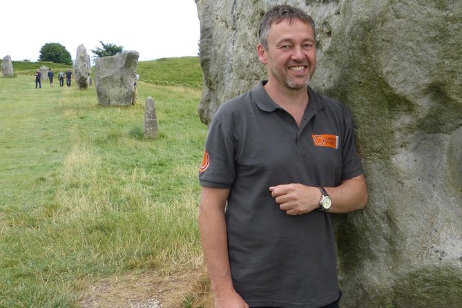 Bespoke private tours of Stonehenge and Avebury by car with local guide - Wiltshire Museum puts the stones in context