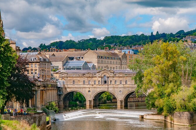 Best of Bath Walking Tours - Georgian Tour - No. 1 Royal Crescent and Bath’s grand address