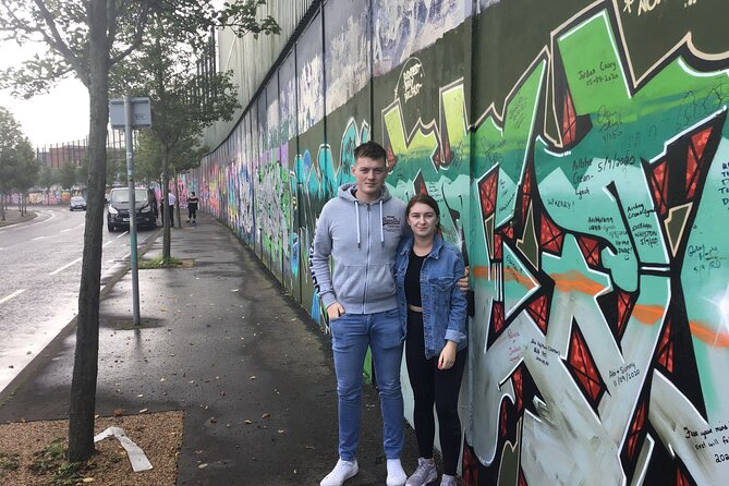 Black Taxi Tour and Crumlin Road Gaol tour Combo - Price, timing, and what you receive