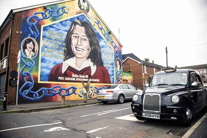 Black Taxi Tour and Crumlin Road Gaol tour Combo - Starting in central Belfast at Donegall Square East