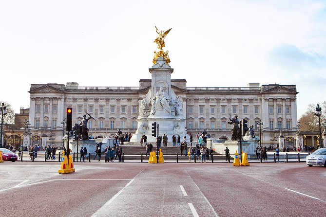 Black Taxi Tour of London: Classic Sightseeing Bespoke & Fun - Why a black taxi works well in London