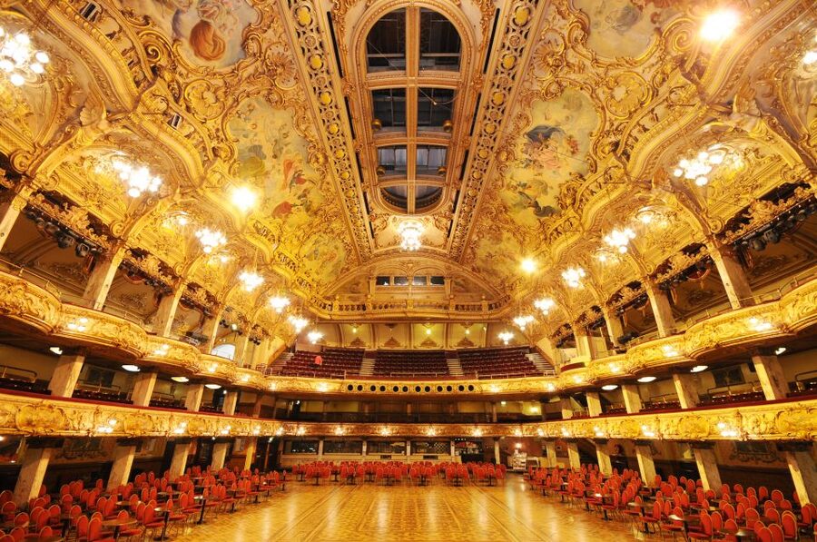 Blackpool: Blackpool Ballroom Entrance Ticket - What the visit feels like in practice