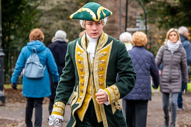 Bridgerton Walking Tour of Filming Locations & Storylines - Bath - The quiz, reenactments, and guide style
