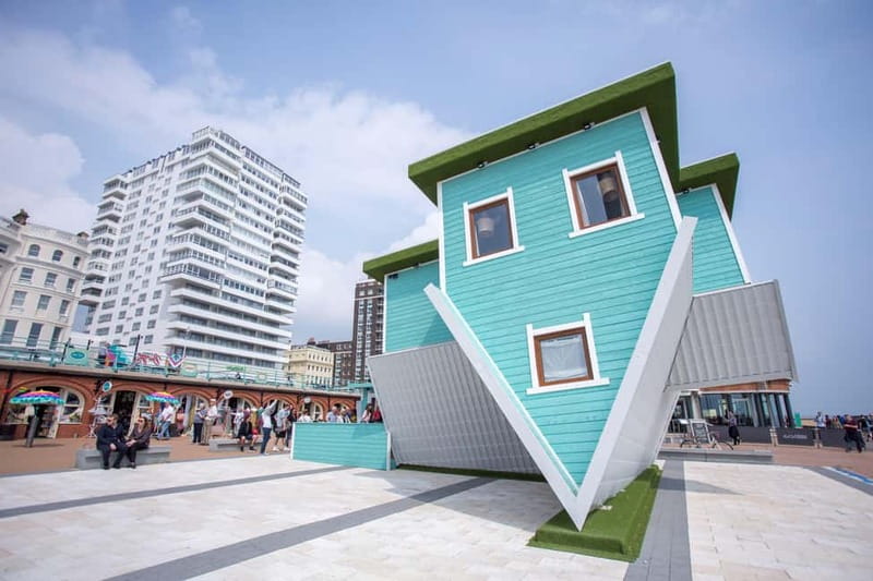 Brighton: Upside Down House Entry Ticket - How to get the best upside down photos
