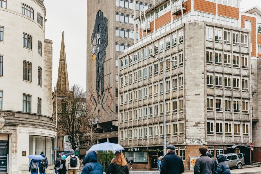 Bristol: Blackbeard to Banksy Guided Walking Tour - From the Hatchet Inn to wartime Bristol
