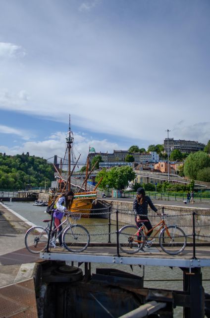 Bristol: The Best Of Bristol, Guided Bike Tour - Queen Square and the riverside route