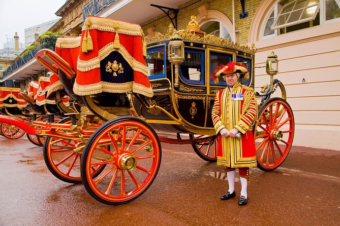 Buckingham Palace: Admission ticket to The Royal Mews - Why the Royal Mews is different from a palace room tour