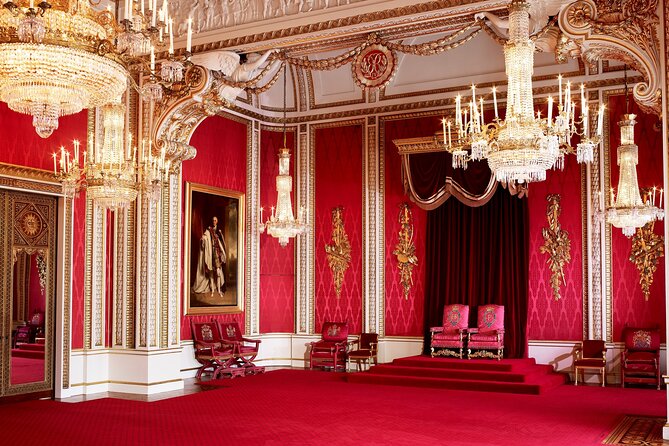 Buckingham Palace Entrance Ticket & British Royalty Guided Tour - What the audio guide adds