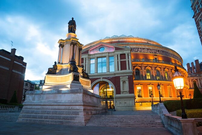Buckingham Palace, St James Palace & Tea at Kensington Palace - Key things to know before booking