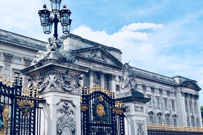 Buckingham Palace, St James Palace & Tea at Kensington Palace - Is $173.45 good value?