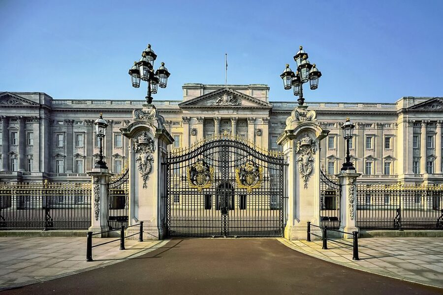 Buckingham Palace: The State Rooms Entrance Ticket - Timing, arrival, and the ticket exchange