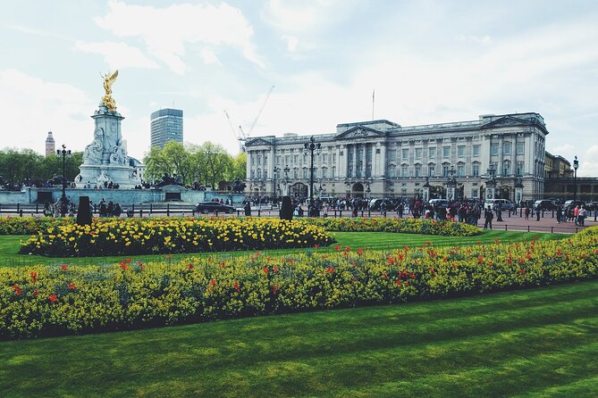Buckingham Palace Visit & Changing of the Guard Walking Tour - Why this two-part royal tour works