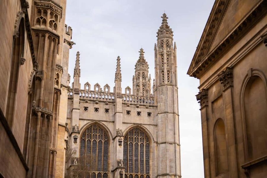 Cambridge: Alumni-Led Walking & Punting Tour w/Kings College - Key details before you book