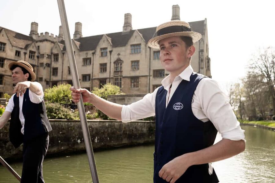 Cambridge: Alumni-Led Walking & Punting Tour w/Kings College - The River Cam punt completes the picture