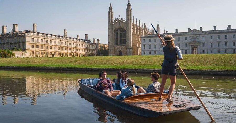 Cambridge: Guided Shared River Punting Tour - Setting off from Mill Lane station