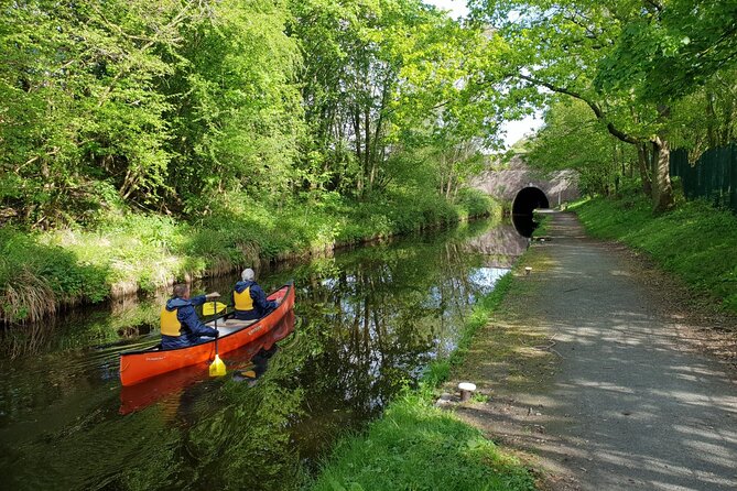 Canoe Trip Over the Pontcysyllte Aqueduct - Crossing Pontcysyllte Aqueduct by canoe