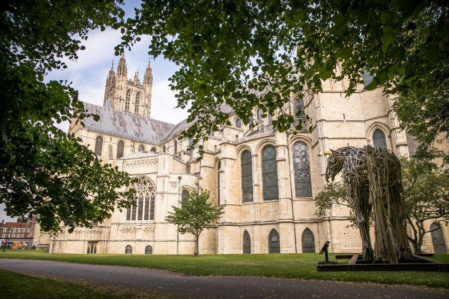Canterbury Cathedral: Entry Ticket with Audio Guide - Starting With the Nave and High Ceilings
