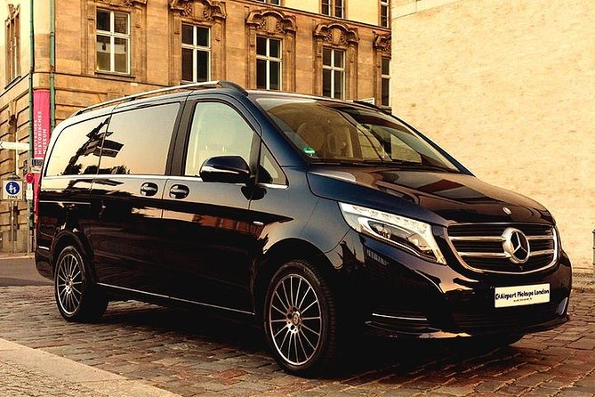 Central London to Heathrow Airport private taxi transfers - The $180.56 price and what it buys you