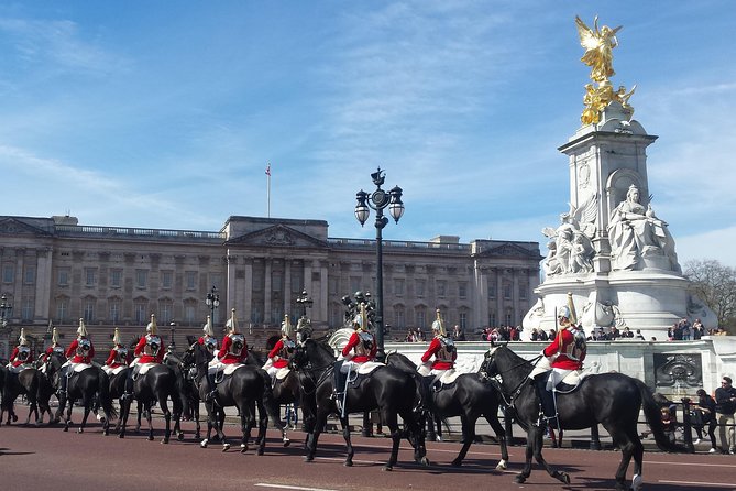 Changing of the Guard Guided Walking Tour in London - St. James’s Palace offers royal history without an interior visit