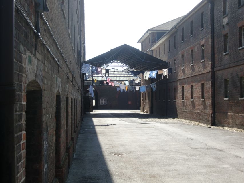 Chatham Historic Dockyard: Call the Midwife Tour - Use the rest of your day at the dockyard