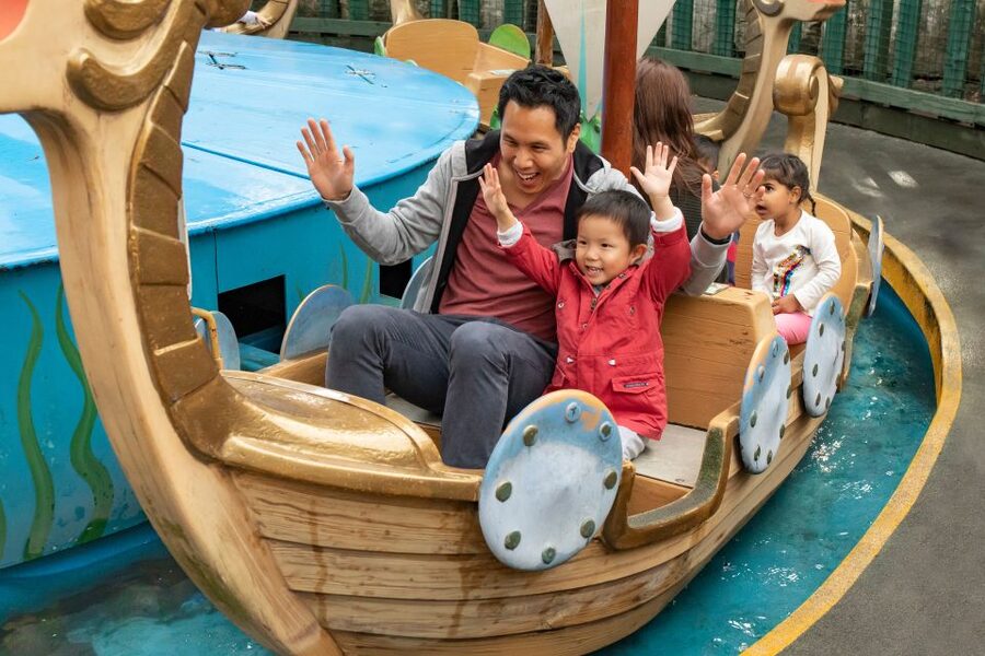 Chessington World of Adventures Resort: Entrance Ticket - Ten lands, from Forbidden Kingdom to Wild Asia