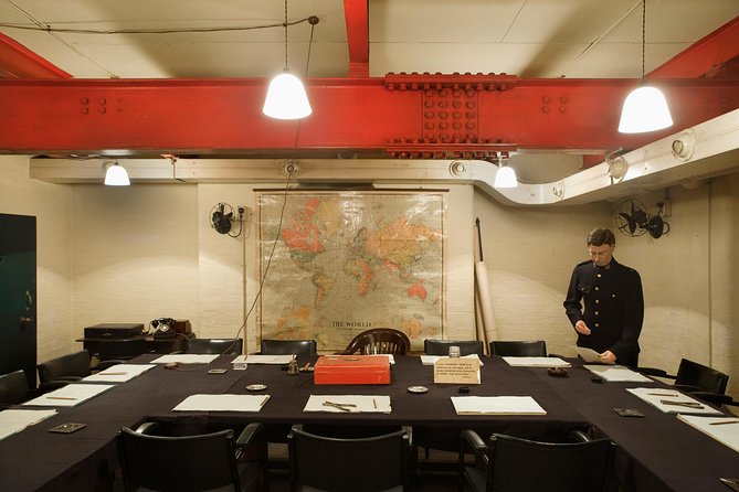 Churchill War Rooms "Behind The Glass" and Private Car Tour - How long should you allow inside?