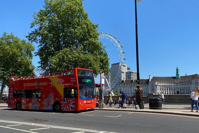 City Sightseeing London Hop-On Hop-Off Bus Tour & Bookable Extras - Audio Commentary, App, and Finding the Stops